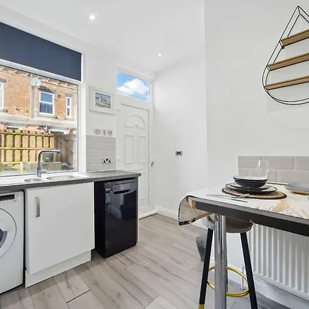 3 Bedroom House Near Center