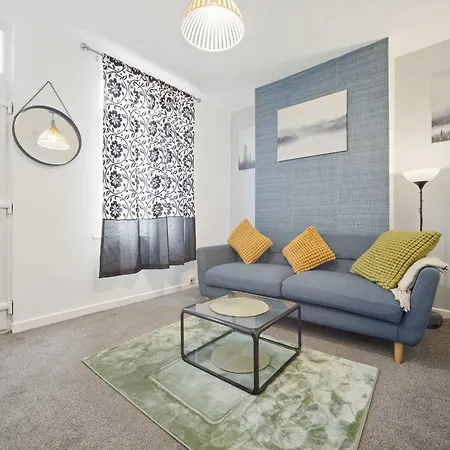 3 Bedroom House Near Leeds Center Holiday home Leeds (West Yorkshire)