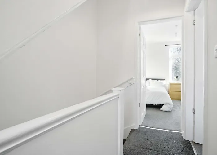 3 Bedroom House Near Center Holiday home Leeds (West Yorkshire)