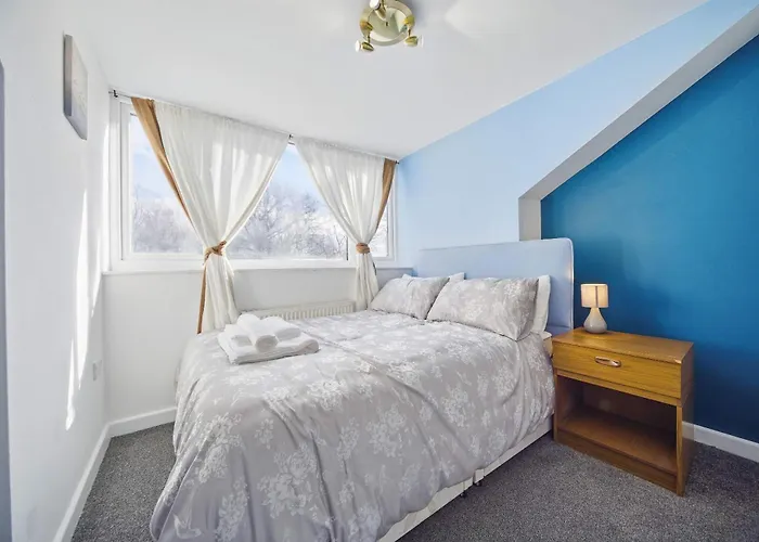 3 Bedroom House Near Center